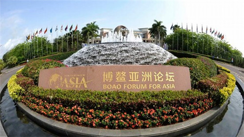 喔喔连锁超市有限公司，喔喔叫加盟费多少钱